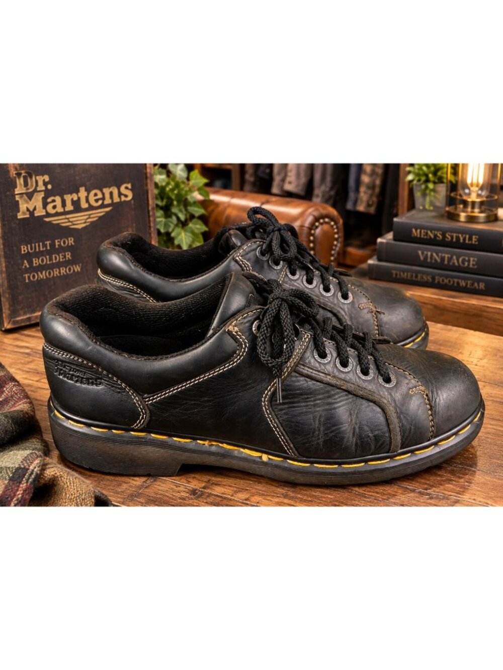 Vintage Dr Martens 9351 Men's 10 Black Leather Ridgeback Oxford Made England
